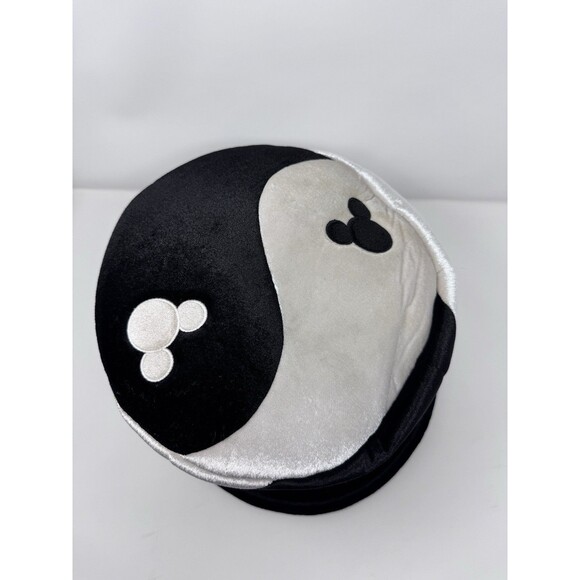 Disney Mickey Mouse Mad Hatter Hat Black White Adult Size Disneyland WDW - Picture 5 of 10